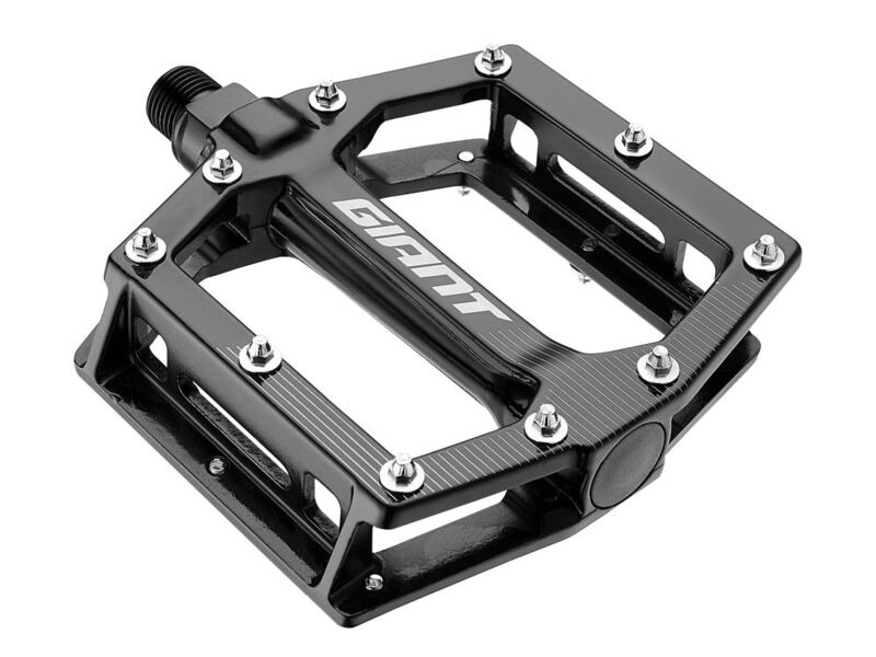 Giant Original MTB Pedals click to zoom image