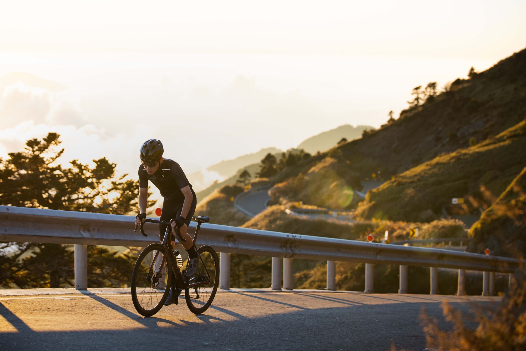 Giant Contact SLR Handlebar | £299.99 | Components | Handlebars