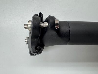 Giant G23SP2 Defy/Avail Advanced D-Fuse Carbon Smoke Seatpost click to zoom image