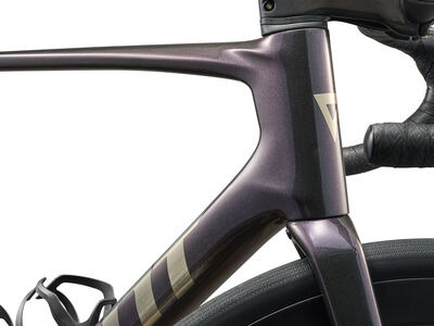 Giant Defy Advanced SL 0 click to zoom image