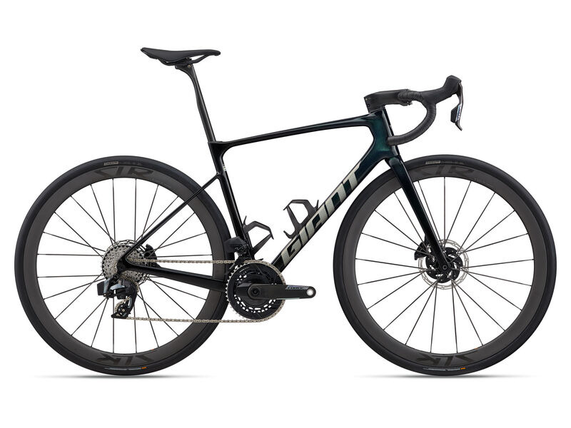 Giant Defy Advanced SL 1 click to zoom image