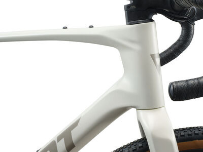 Giant Revolt Advanced 0 click to zoom image