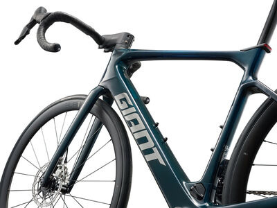 Giant Defy Advanced E+ Elite 0 click to zoom image