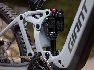 Giant Trance Advanced E+ 1 Dusted Peri click to zoom image
