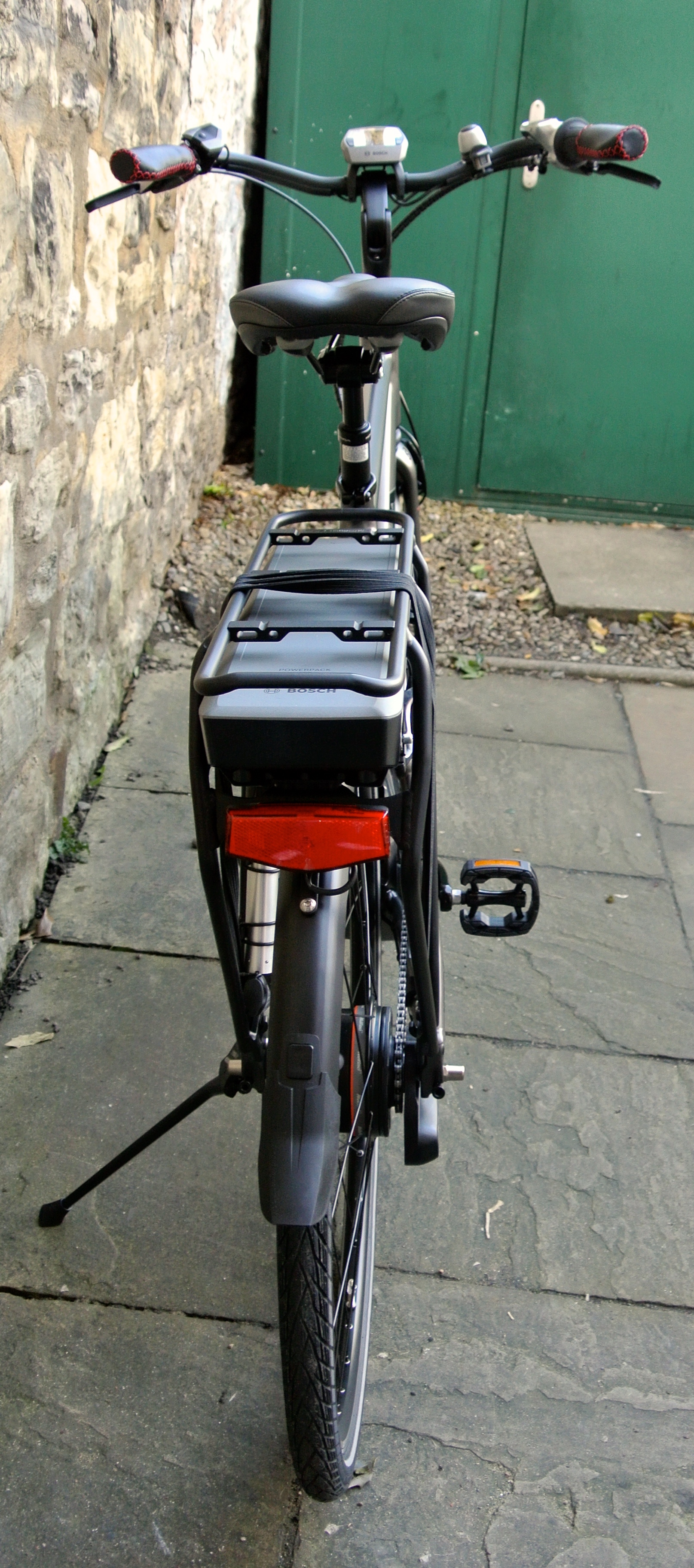 Nova nuvinci rear view