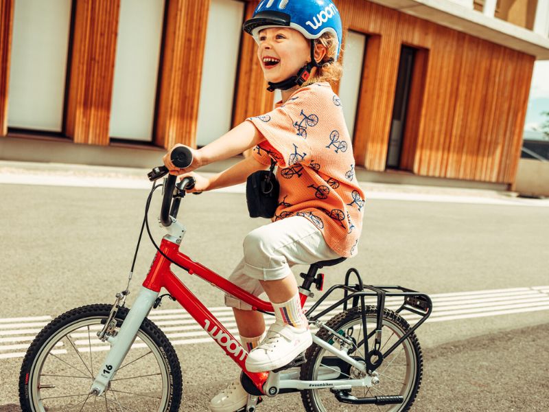 lightweight kids pedal bikes